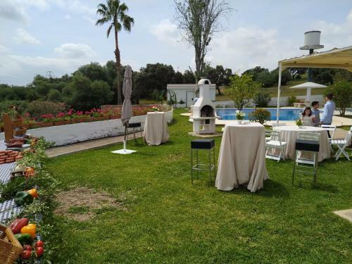 Agradable Villa Con Piscina