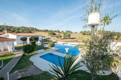 Agradable Villa Con Piscina