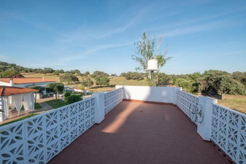 Agradable Villa Con Piscina