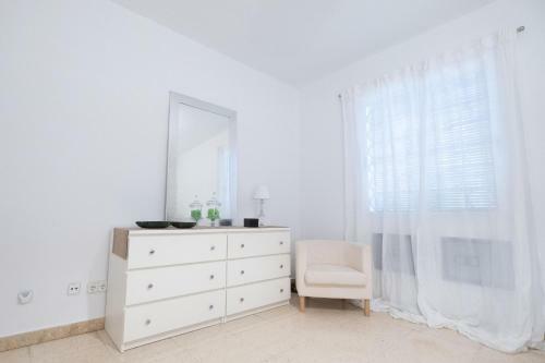 Agradable Villa Con Piscina