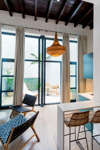 The Honest Hotel