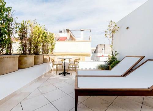 The Honest Hotel