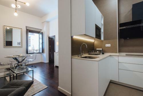 Apartamento Puerta Real - Free Parking