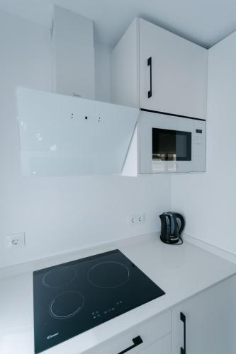 Lujoso Apartamento Con Piscina Compartida 1