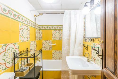 Apartamento Macarena Muralla Encantada