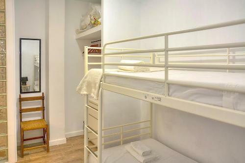 Family Apartment In Triana