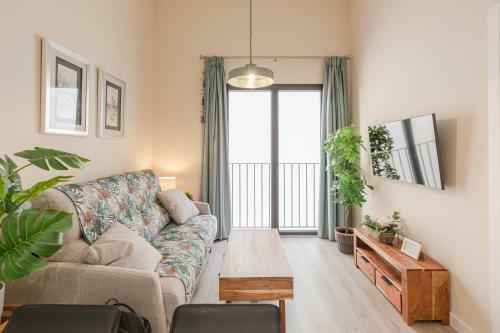 San Luis Downtown & Pool Apartment