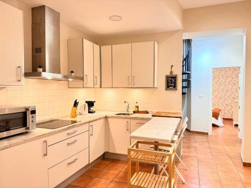 Apartamento Modern Duplex City Center 2d2b