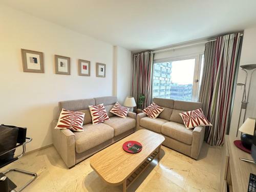 Estupendo Apartamento Junto A Plaza de Espa�a