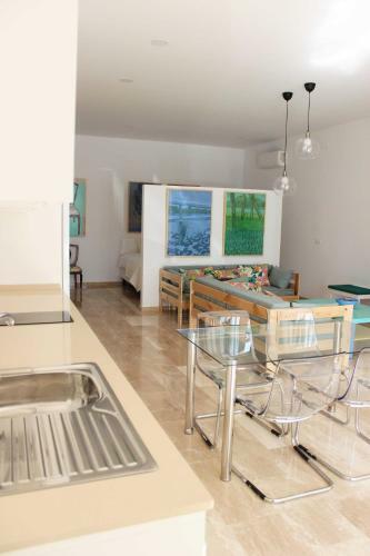 Apartamento Nuevo Estudio Moderno, Agradable Y C�modo