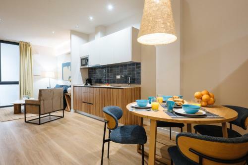 New Hostly Alameda Apartments