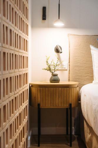 New Hostly Alameda Apartments