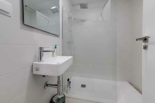 Magn�fica Villa Con Piscina Climatizada