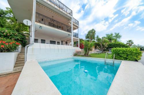 Villa Homeholidaysrentals Himalaia - Costa Barcelona