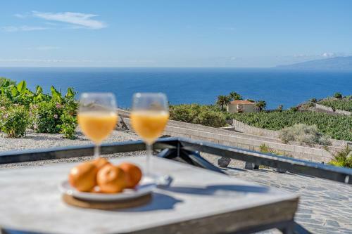 Cliff Haven Sea View Apartment - Adults Only