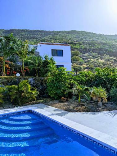 Sea La Vie Apartment - Adults Only