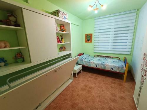 Casa Con Jard�n Y Piscina Privada.