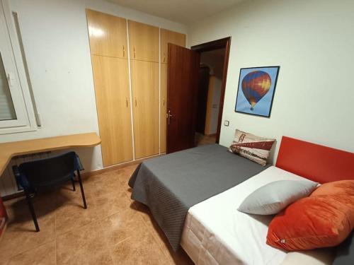 Casa Con Jard�n Y Piscina Privada.