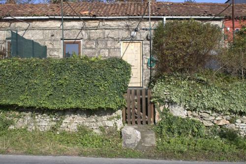 T�pica Casa De Piedra