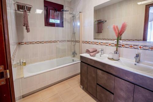 Lodge Wasi Compostela