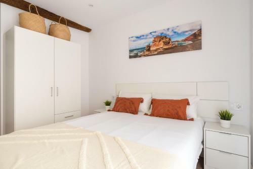 Moderno Y C�modo Apartamento En Calle Vargas