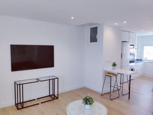 Apartamento Vistas, Reci�n Reformado, 2 Dormitorios Dobles.