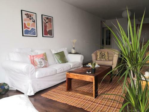 Apartamento Spacious And Light Flat With Beautiful Views