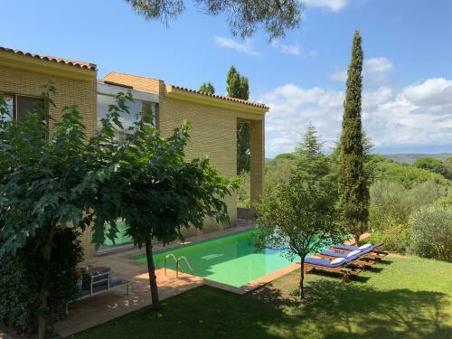 Architect Villa With Infinity Pool Near Beach&golf