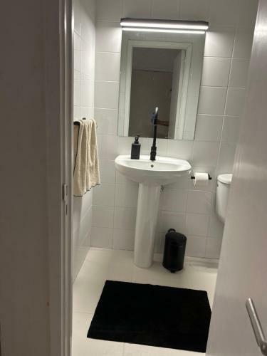 Niko Rooms