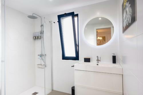 Bellavista Apartament With Pool And Seaviews