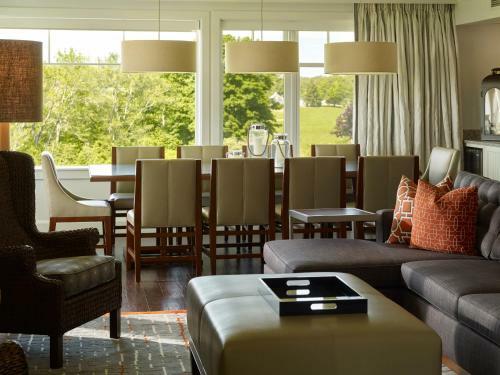 Hotel Inn By The Sea
