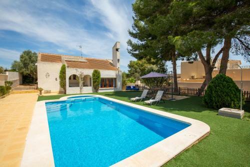 Villa Happy Place By Fidalsa