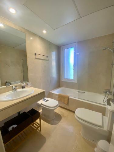 Apartamento Los Granados De La Duquesa