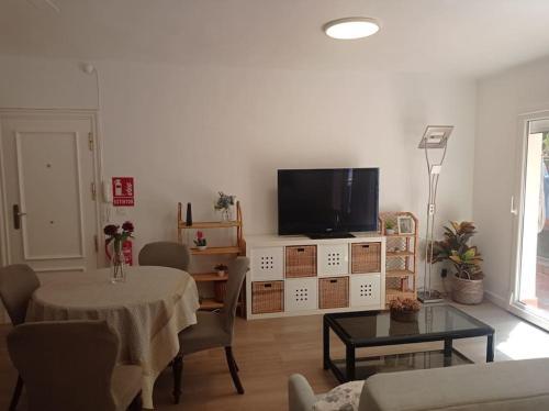 Apartamento Piso Con Terraza Junto A La Playa