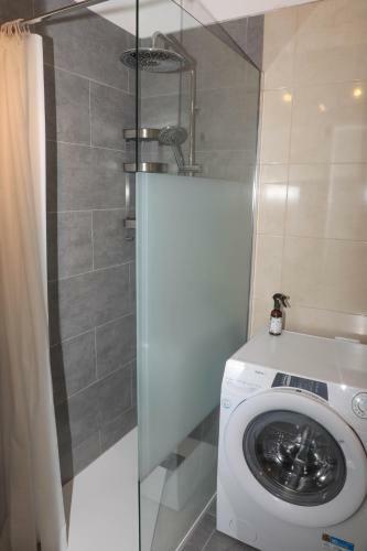 Isla Verde Studio Apartment Green Park