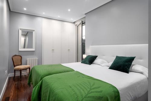 Apartamento 100m Playa Concha Para 4 Parking Opcional