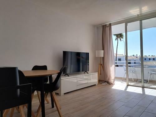 Modern Apartment With Pool In Golf Del Sur