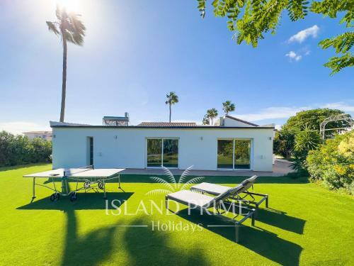 Private Villa In Golf Del Sur
