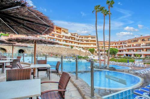 Apartamento Zen Holidays, Heated Pool, Cond Air, Terrace