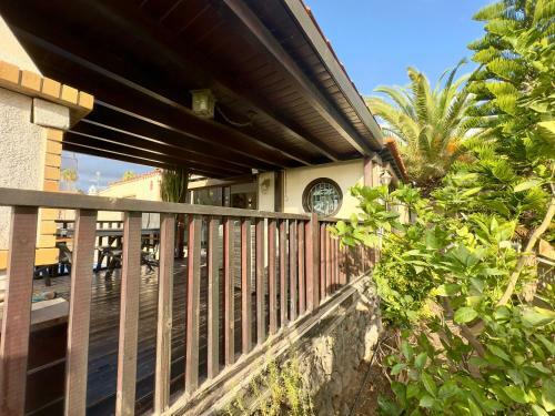 Oceanfront Villa - Amarilla Breeze