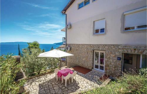 Apartment Antona Raspora II