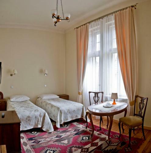 Hostal Pensjonat Eden