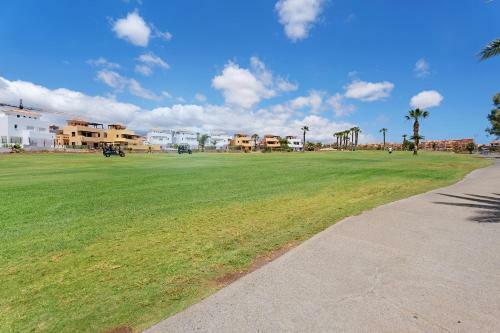 Beautiful Apartmento Amarilla Golf