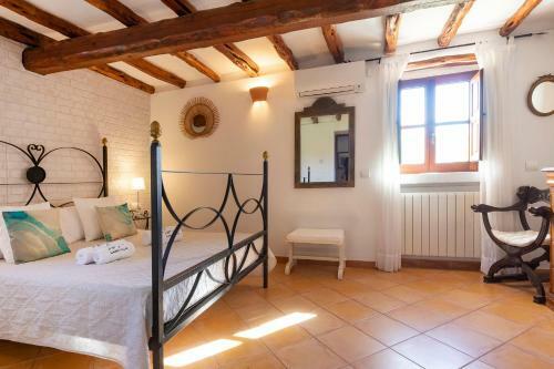 Villa In San Jose Sleeps 10 - Sa Vinya