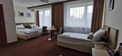 Hostal Za???e