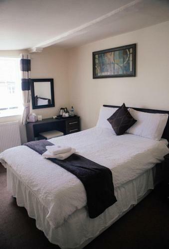 Hostal The Silverton Inn