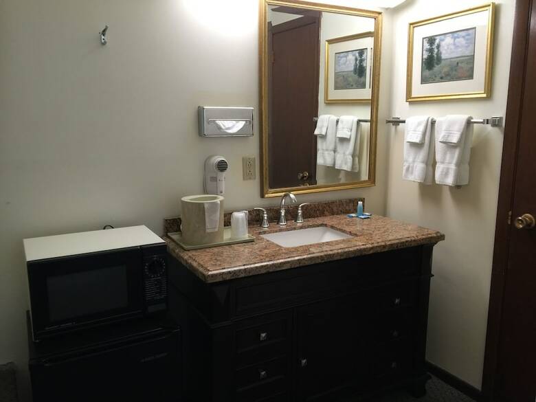 Motel Crest Country Inn