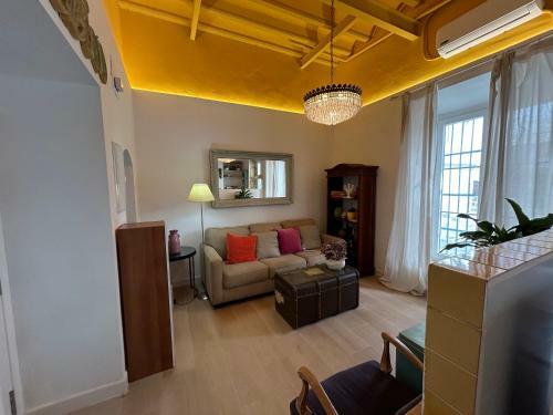 4 Apartamentos Independientes En Casa Palacio