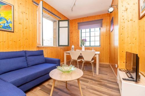 Apartment - 4 Bedrooms - 0275