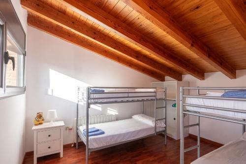 Fantastic House With Jacuzzy Ideal For Families